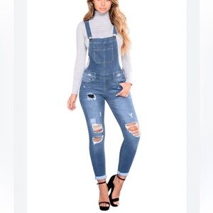 Eighty two Sz 5 overall distressed jeans, suspender, jumper, denim, cargo skinny